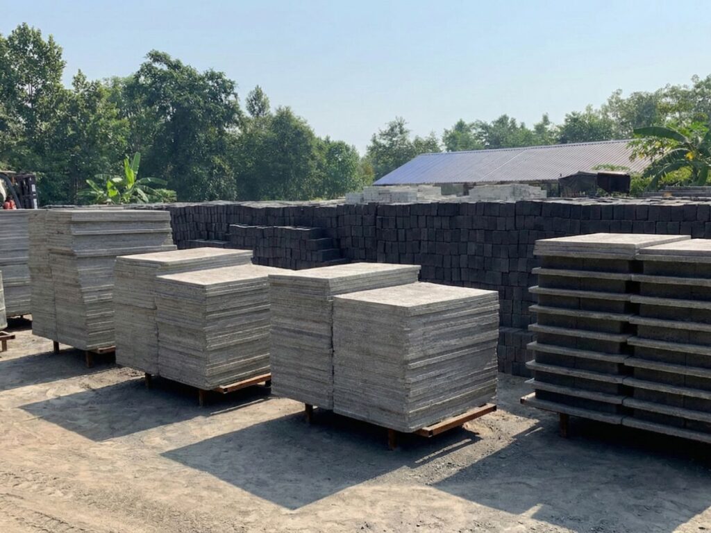 3-Year Low-Cost Pallets vs 10-Year PAC® Industrial Pallets: Performance Differences in Brick, Block & Paver Plants in India